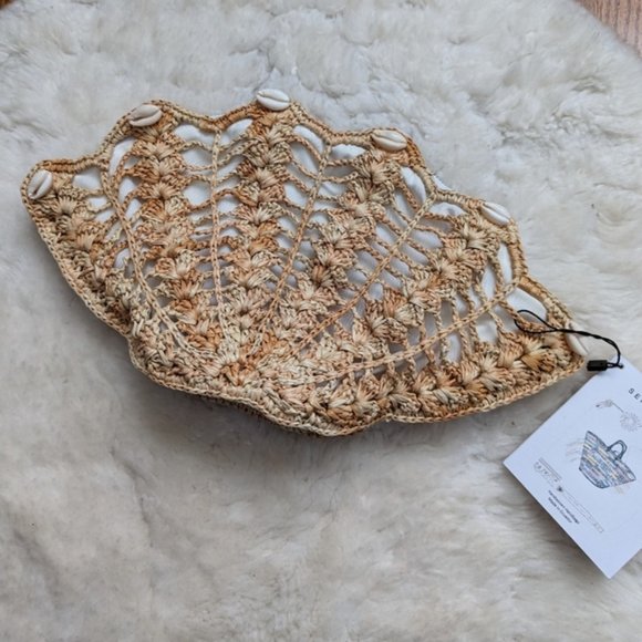 Sensi studio seashell woven crochet clutch NEW - Picture 1 of 13